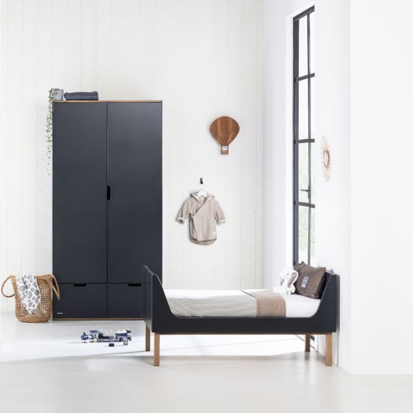 kidsmill_sepp_babykamer_antraciet_beuken_bed_60_x_120_cm_commode_4__3c41