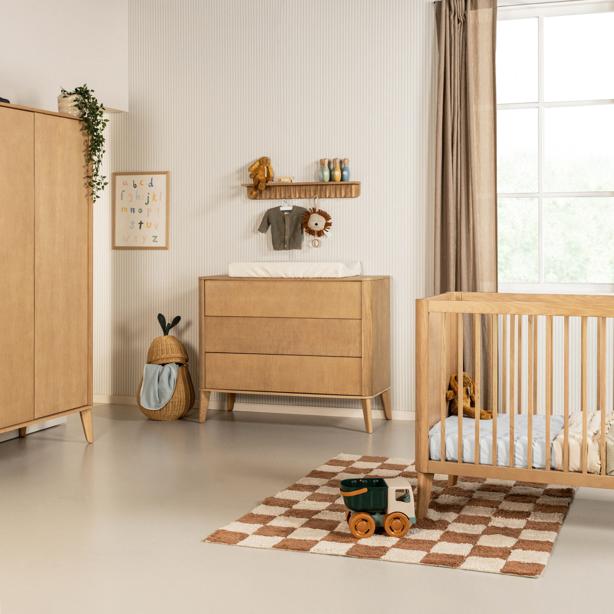 Babykamer Tune eiken