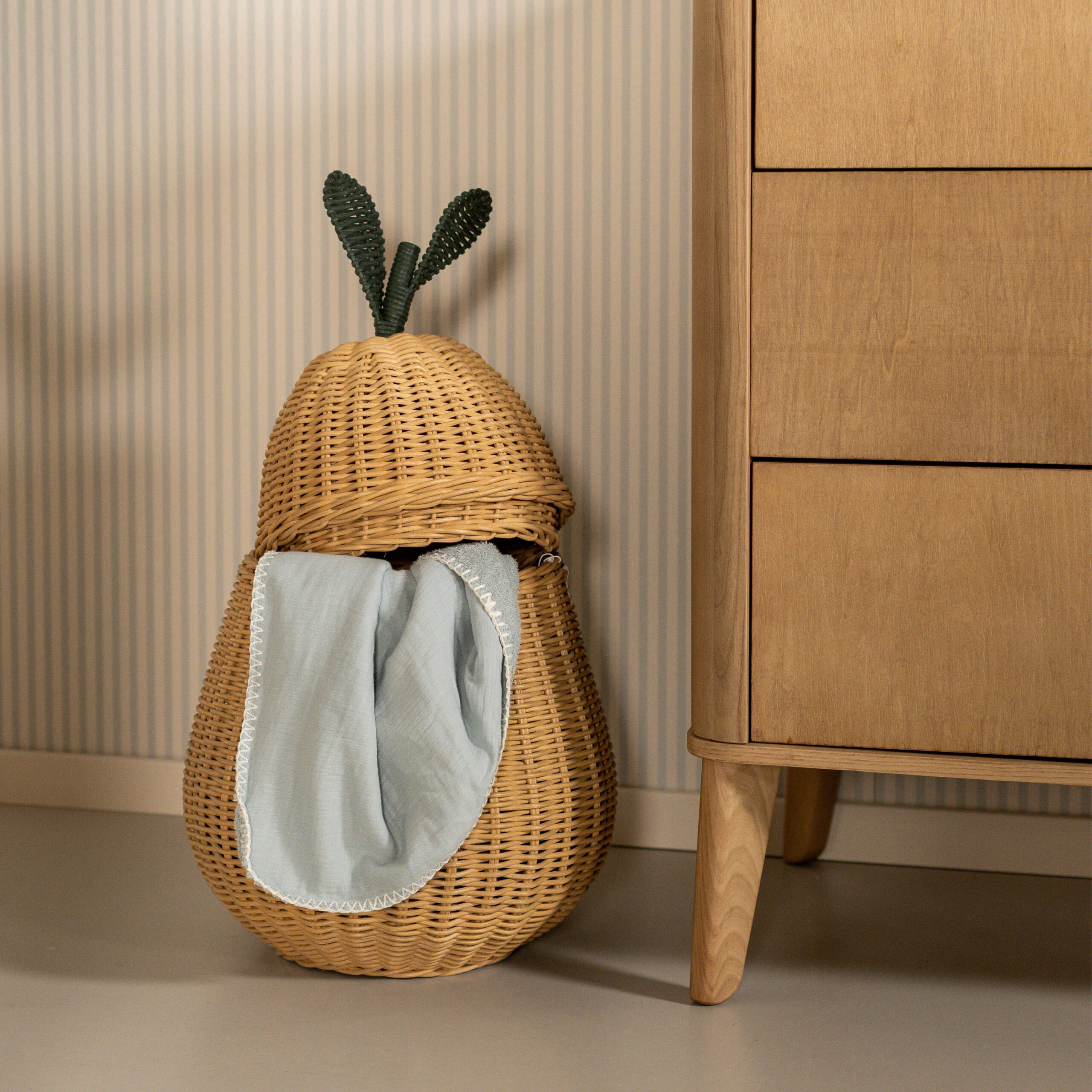 Kidsmill Tune eiken zonder latjes commode_SFEER_vierkant 2