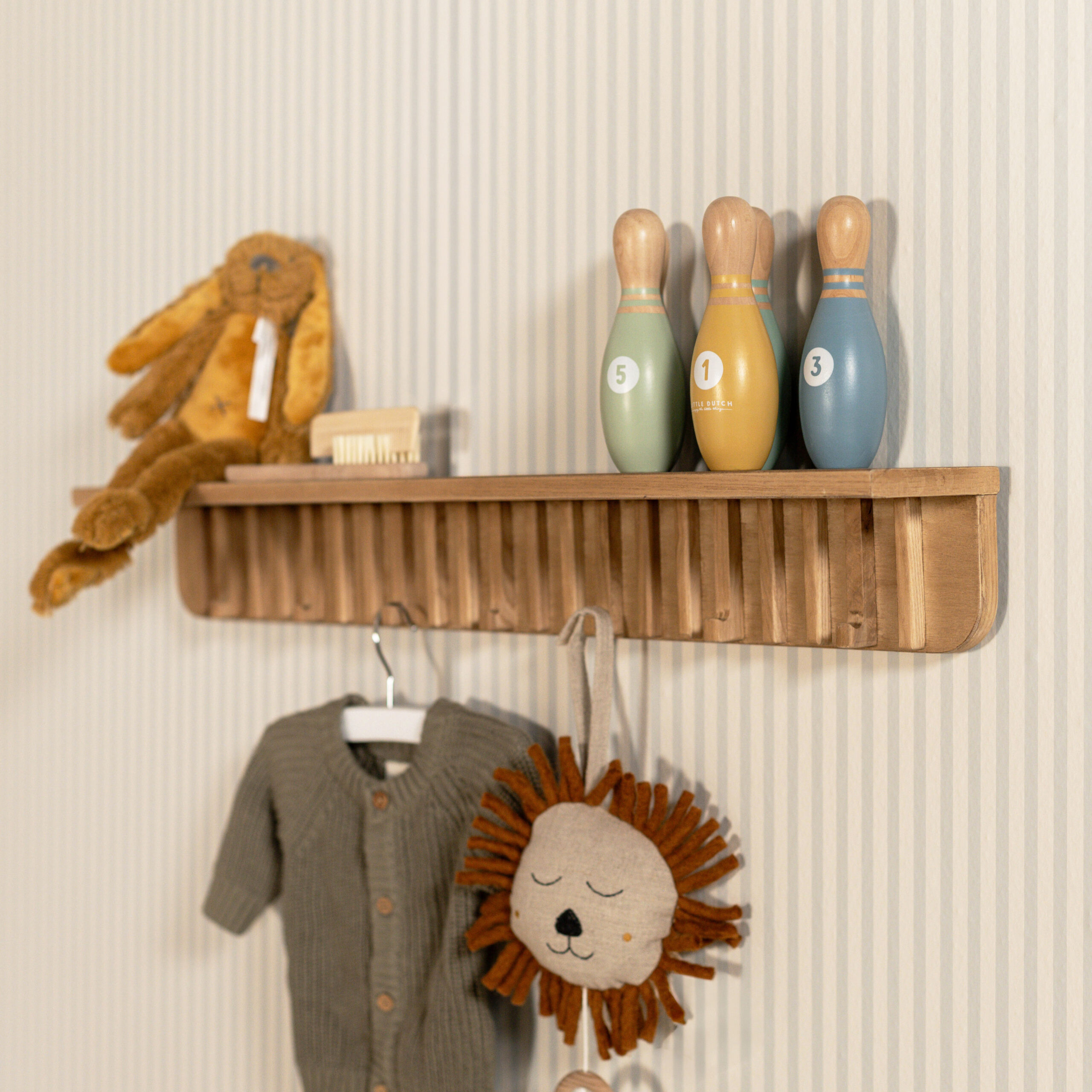 Kidsmill Tune eiken zonder latjes wandrek_SFEER_vierkant