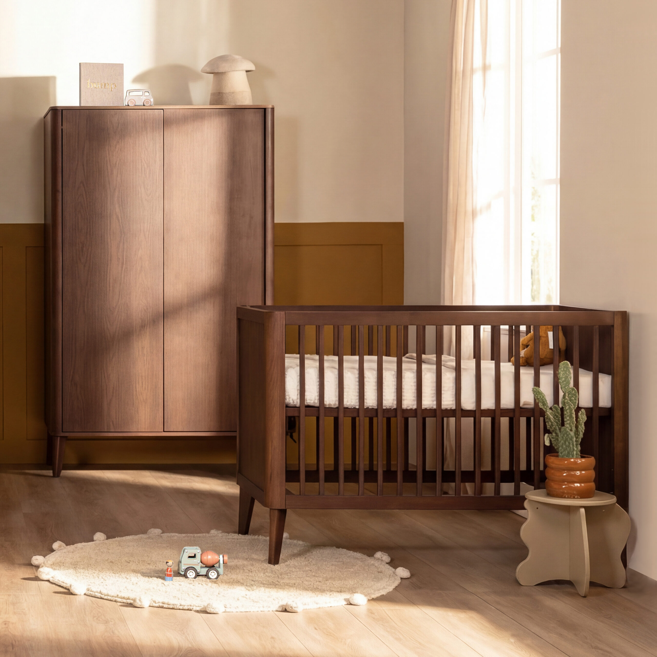 Kidsmill Tune walnoot_zonder latjes_babykamer 2-delig_SFEER_vierkant