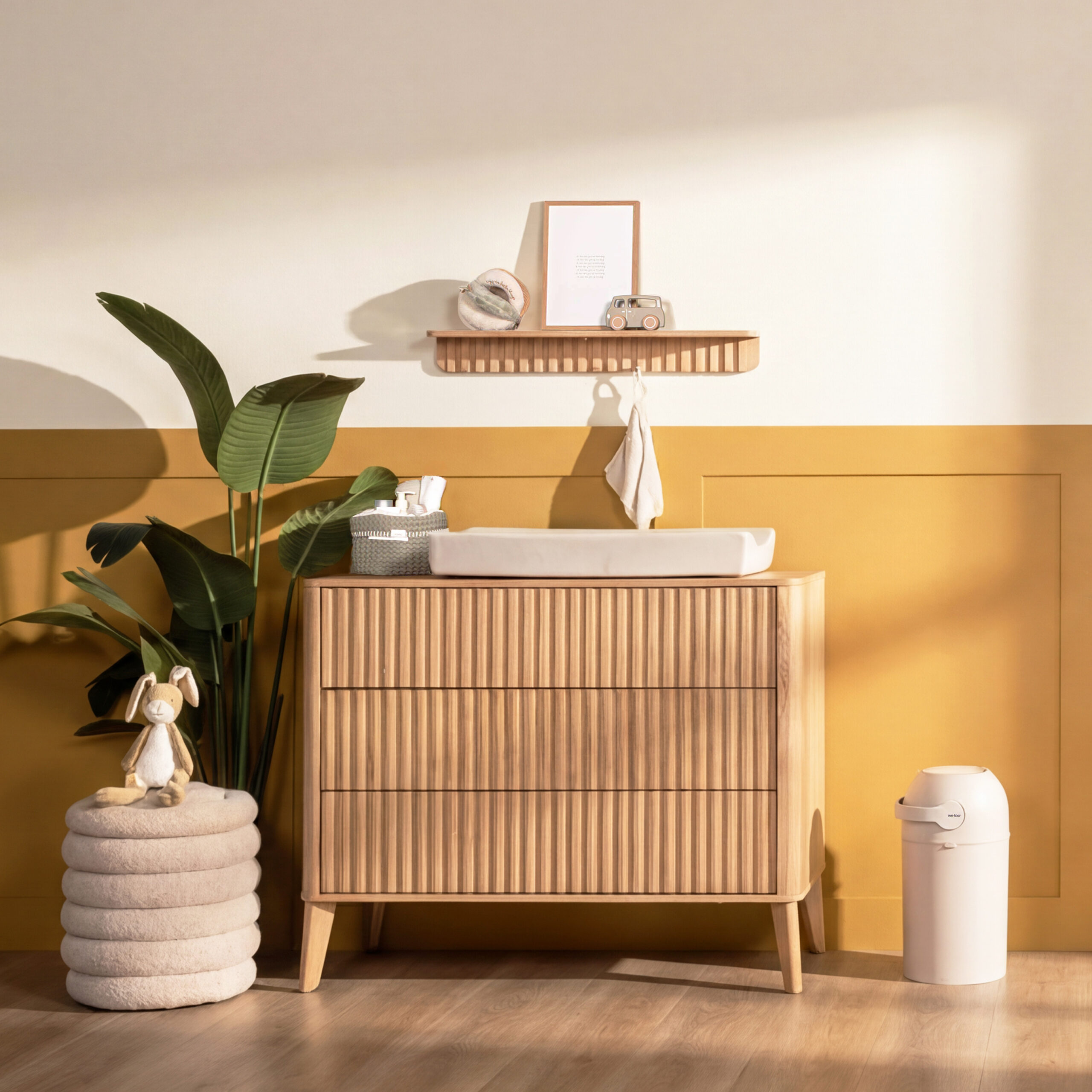 Kidsmill Tune_commode_oak met latjes_SFEER 1